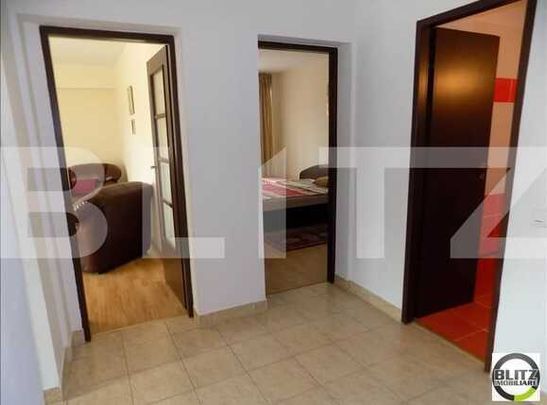 Inchiriere 2 camere, decomandat, 62 mp, mobilat modern, parcare, balcon, zona Piata Cipariu! - Photo 1