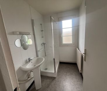 Location - Appartement T3 - 56 m² - Montbéliard - Photo 4