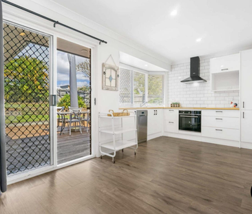 205 Esplanade South, Deception Bay, Qld 4508 - Photo 2