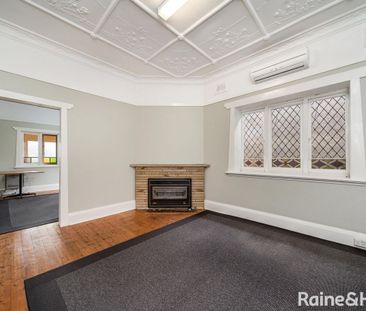 2-Bedroom House in Goulburn - $500 per week - Photo 4