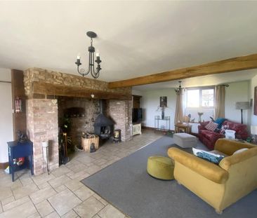 3 bedroom semi-detached house to rent - Photo 2