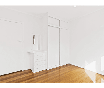 Immaculate Family Home in Prime Location - Photo 1