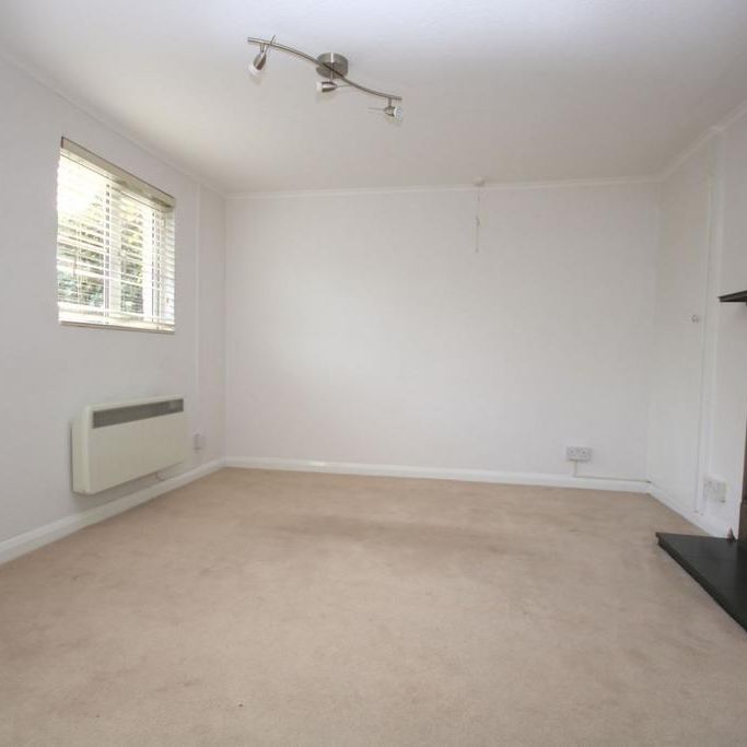 2 bedroom detached house to rent - Photo 1