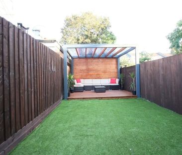 Room in a Shared Flat, Darwin Road, W5 - Photo 5