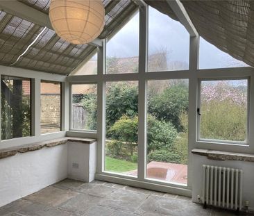 6 bedroom detached house to rent - Photo 4