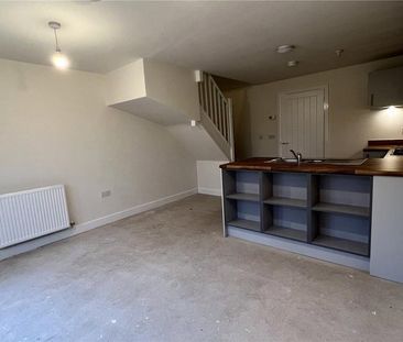 2 bedroom semi-detached house to rent - Photo 5