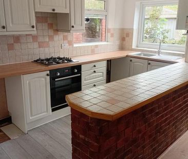 2 bedroom bungalow to rent - Photo 6