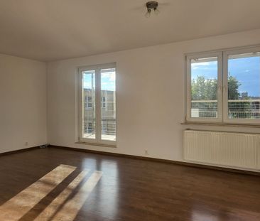 Wygodne mieszkanie z dużą loggią - Photo 6