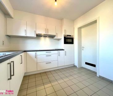 Mooi 2-slaapkamer appartement met terras in het centrum! - Foto 2