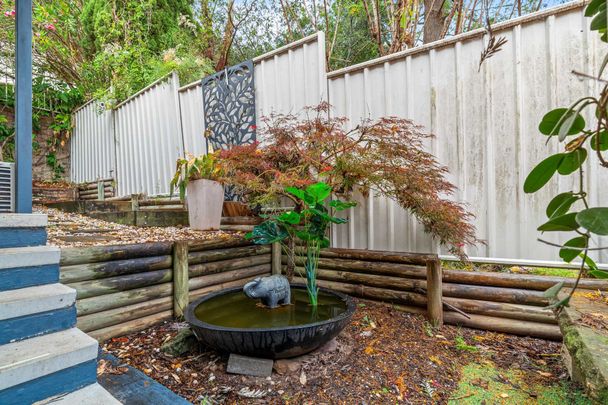 Stylish Townhouse - Photo 1