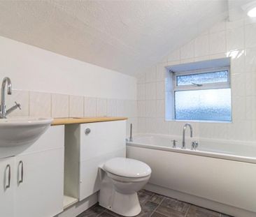 2 bedroom apartment to rent - Photo 6