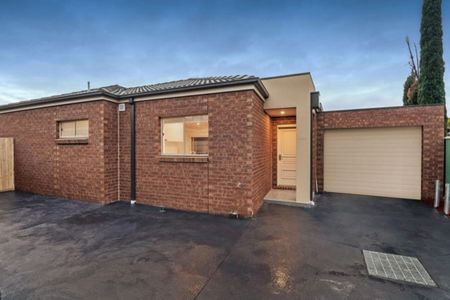 Modern Living in Mill Park - Photo 3