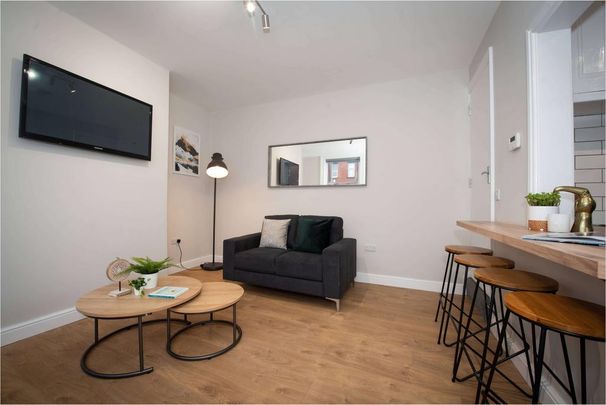 4 bedroom house to rent - Photo 1