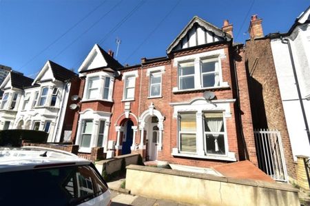 3 Bed Semi-Detached House, Stuart Road, W3 - Photo 4
