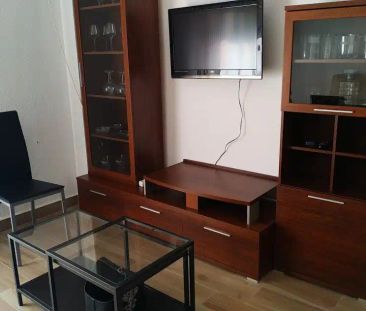 Piso de alquiler en Calle Martínez de la Rosa, 3, Linarejos - Photo 2