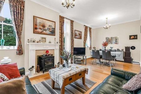 Courtyard Mews, Chapmore End, SG12 - Photo 2