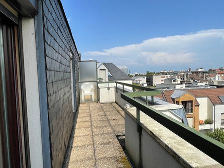 Location appartement 5 pièces, 95.00m², Clamart - Photo 4