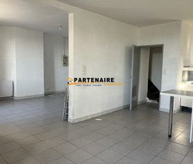Location Appartement 3 pièces 92m² TAIN L HERMITAGE 26600 - Photo 5