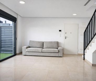 Casa adosada de alquiler en Calle Josefa Botella Samper, 11, Monte ... - Photo 5