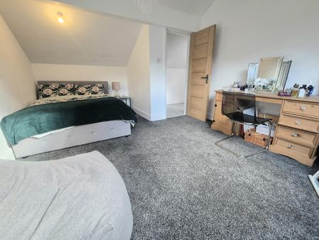 4 bedroom property to rent - Photo 4