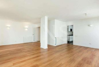 Apartamento T3 em Lisboa