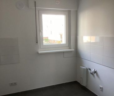 sanierte 3 Raumwohnung mit Balkon und Blick ins Grüne - Photo 1