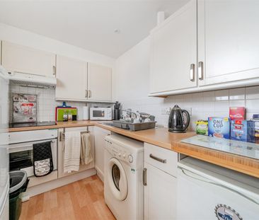 The Mall, Bristol - Photo 2