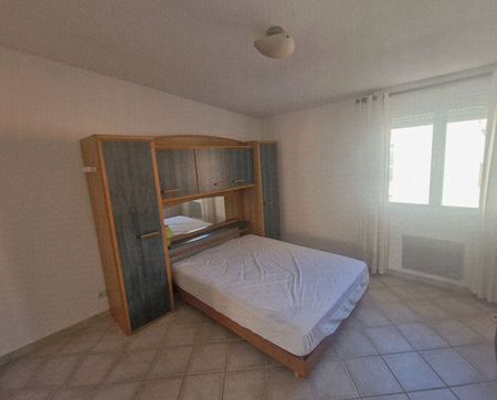 Location Appartement 3 pièces 59m² - Photo 2