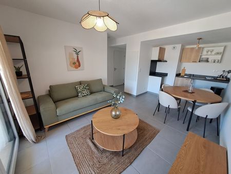 Location Appartement 2 pièces 41m² MONTPELLIER 34000 - Photo 2