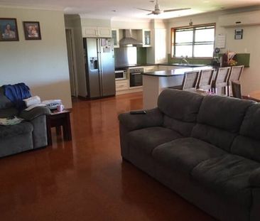 Mudgeeraba - Photo 1