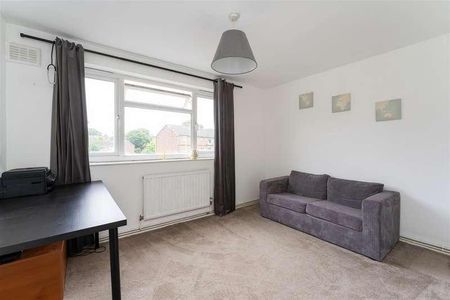 Brading Crescent, Aldersbrook, E11 - Photo 5