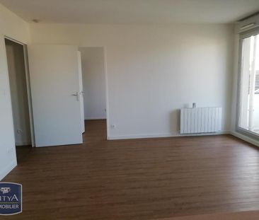 Location Appartement 2 pièces 49m² CALUIRE ET CUIRE 69300 - Photo 2