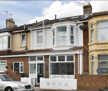 1 bedroom in a house share to rent - Photo 6