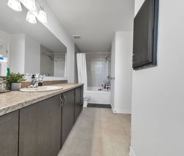 For Lease - 604 Paul Metivier Drive, Barrhaven, Ontario - Photo 4