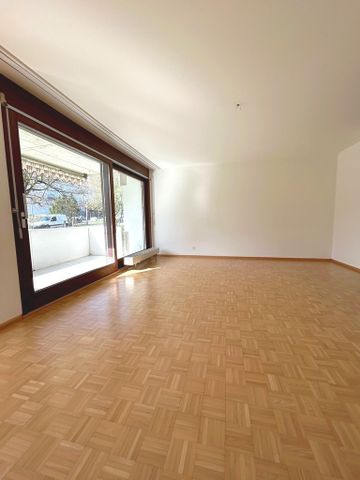 Wohnung in grüner und ruhigen Umgebung mit Balkon - Foto 2