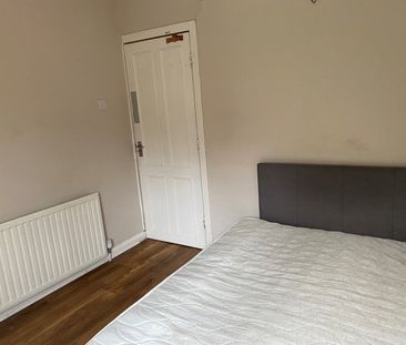 Room in a Shared House, Ecclesall Road, S11 - Photo 6