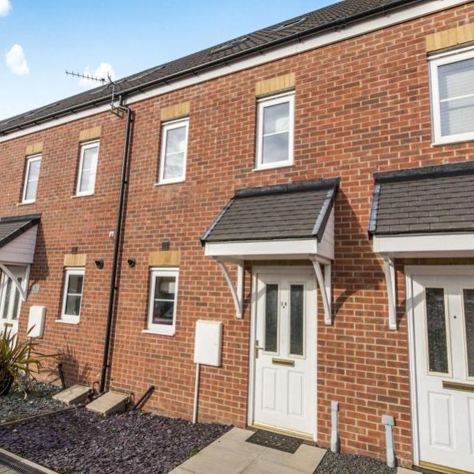 3 bedroom terraced house to rent - Photo 1