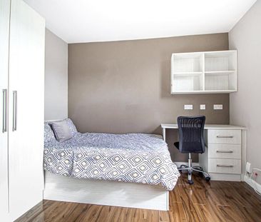 Studio to rent - Photo 2