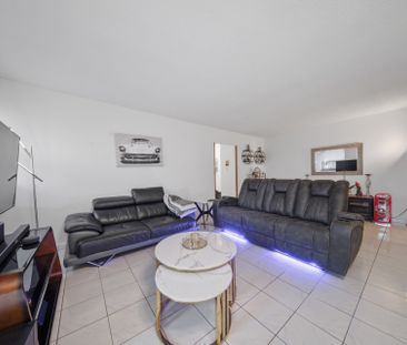 For Lease - 3577 Derry Road Unit# 207, Mississauga, Ontario - Photo 2
