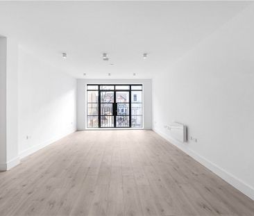 Mitcham Lane, Streatham, SW16 6NR - Photo 1