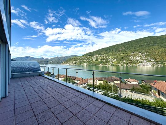 OTTIMA VILLA CON VISTA ECCEZIONALE (EV.ANCHE CASA VACANZA) - Foto 1