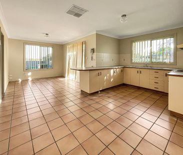 Three bedroom home in Eastridge - Photo 6