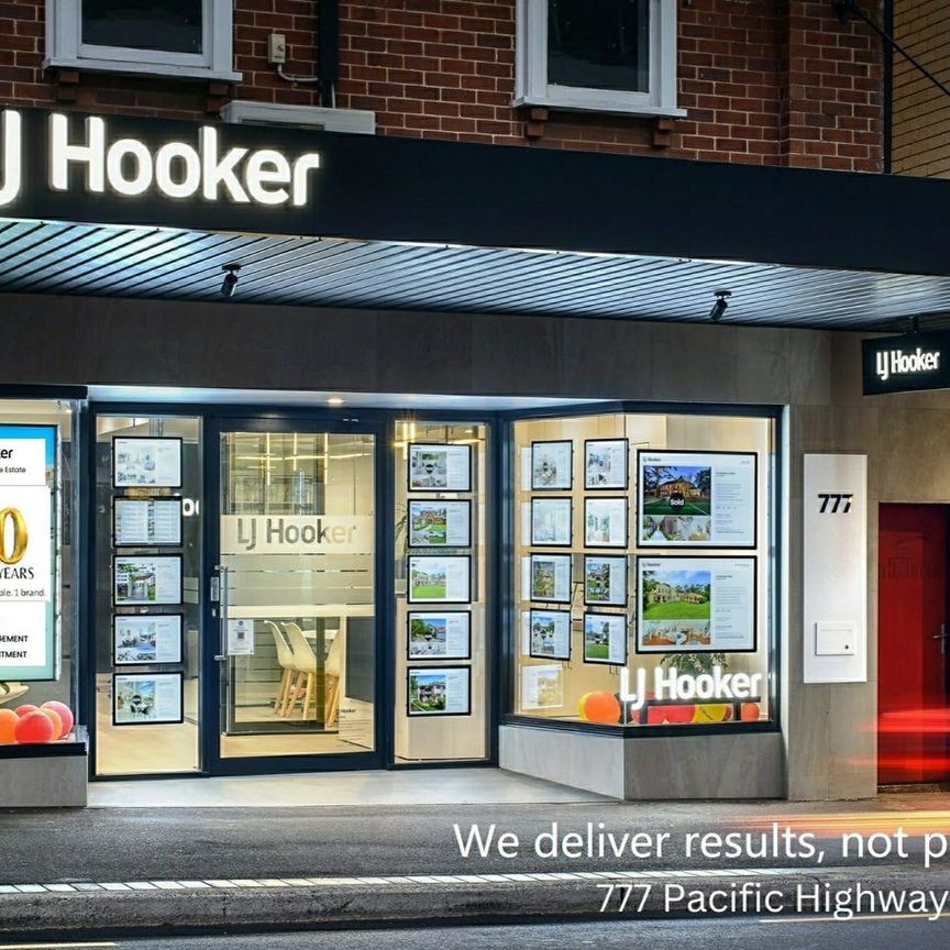 Fully Renovated Family Home - Peaceful and Convenient - Photo 1