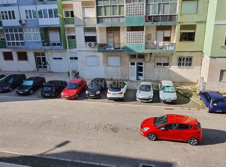 Odivelas, Lisbon - Photo 3