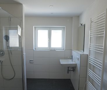 Exklusives Wohnen im Ergeschoss - 2-Zimmer-Terrassenwohnung - Photo 3