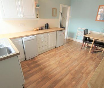 3 bedroom maisonette to rent - Photo 6