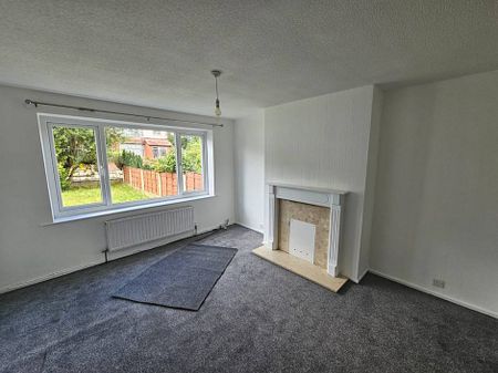 104 Rochdale Road, Middleton - Photo 2