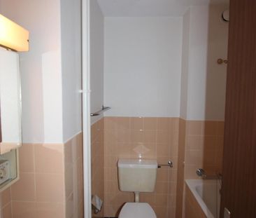 sonnige 1-Zimmerwohnung in zentraler Lage mit Schwimmbad! - Foto 3