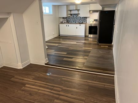 For Lease - 8 Myrtle Avenue Unit# #Lower, St. Catharines, Ontario - Photo 2