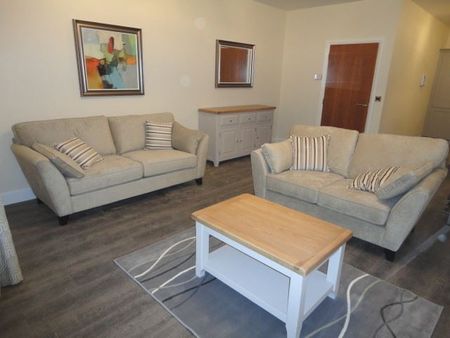 16 Sunday's Well, Bracken Park, Carpenterstown, Dublin 15 - Photo 2